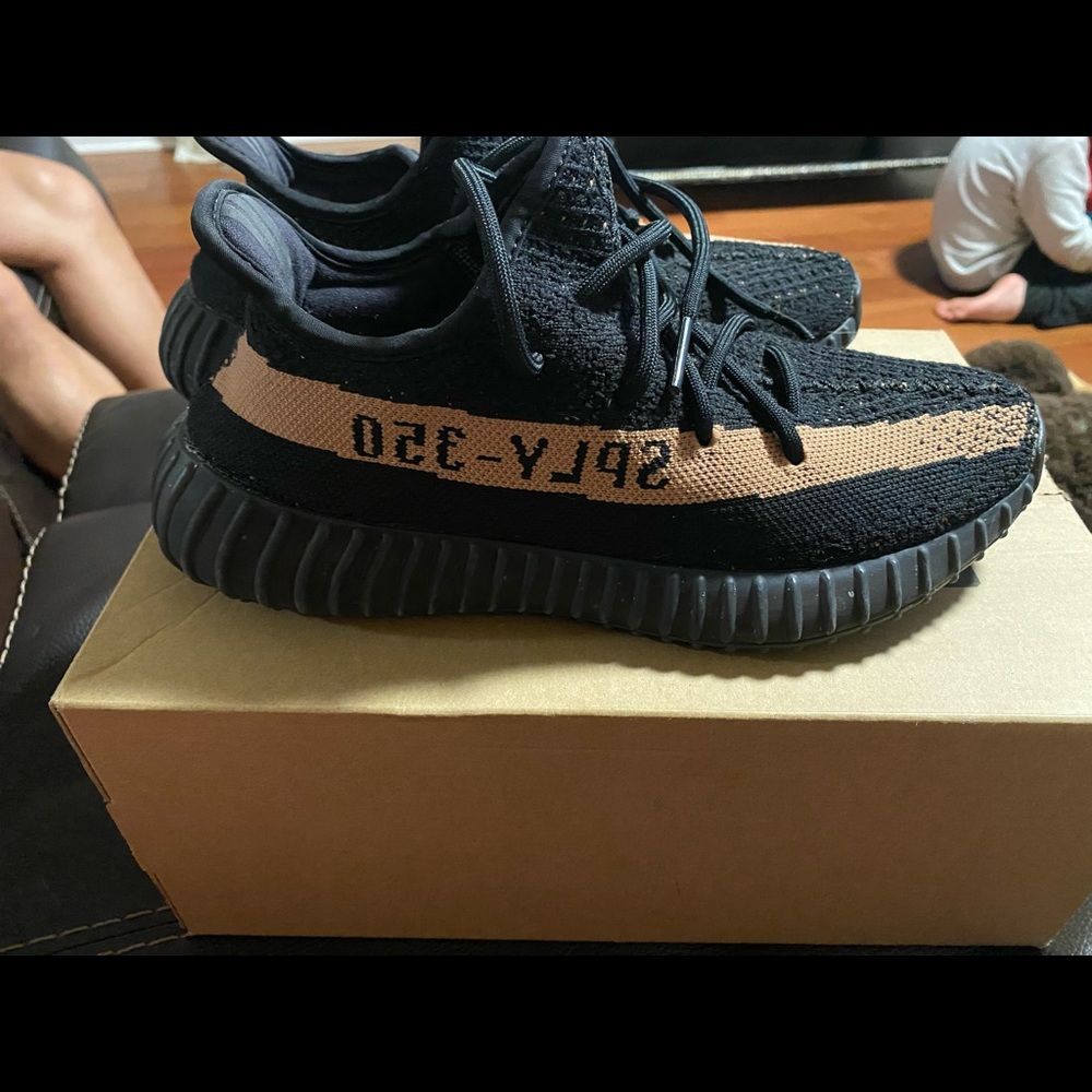 Yeezy Boost 350 v2